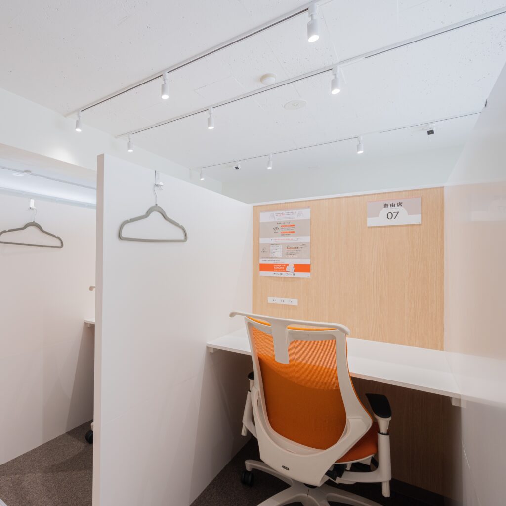 自習室KAKOI 春日駅前店の座席